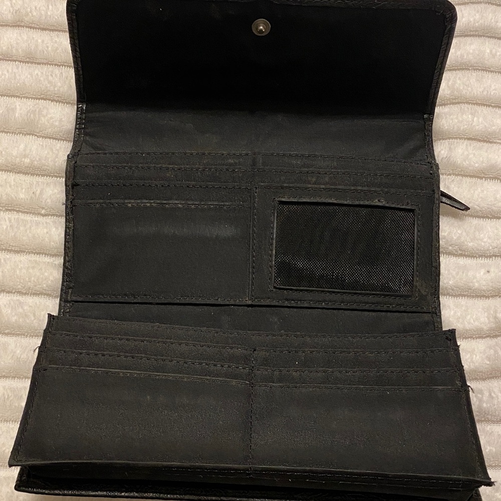 Harley-Davidson Black Embossed Wallet - Picture 3 of 5